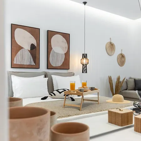 Summer Times * Naxos City