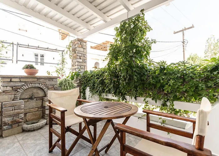 Summer Times * Naxos City