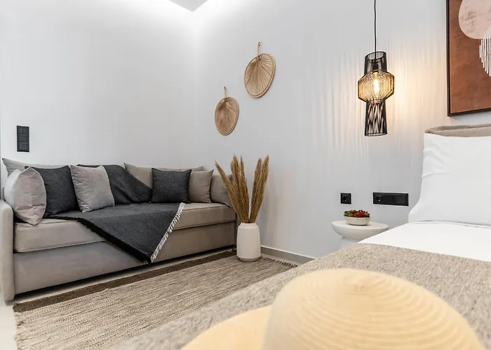 Summer Times * Naxos City